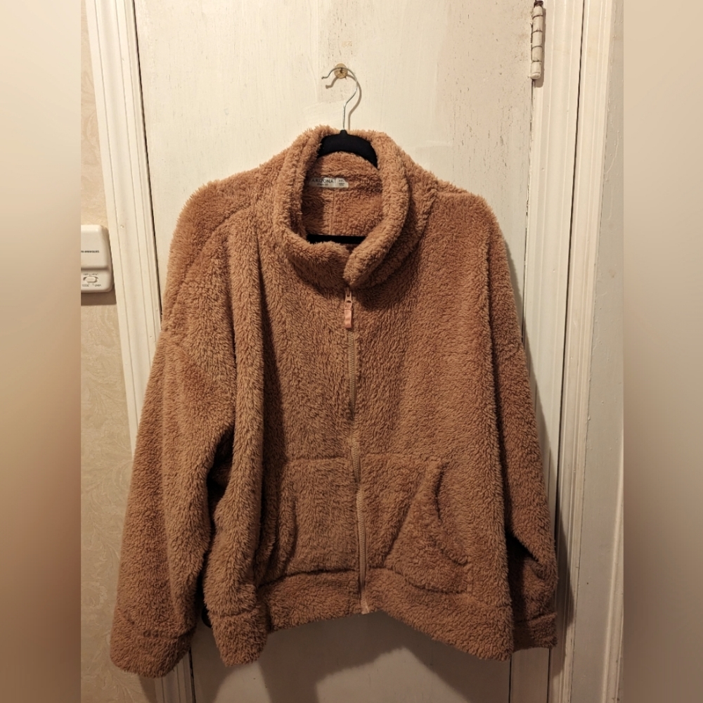 Arizona tan fuzzy fleece jacket, size XXL